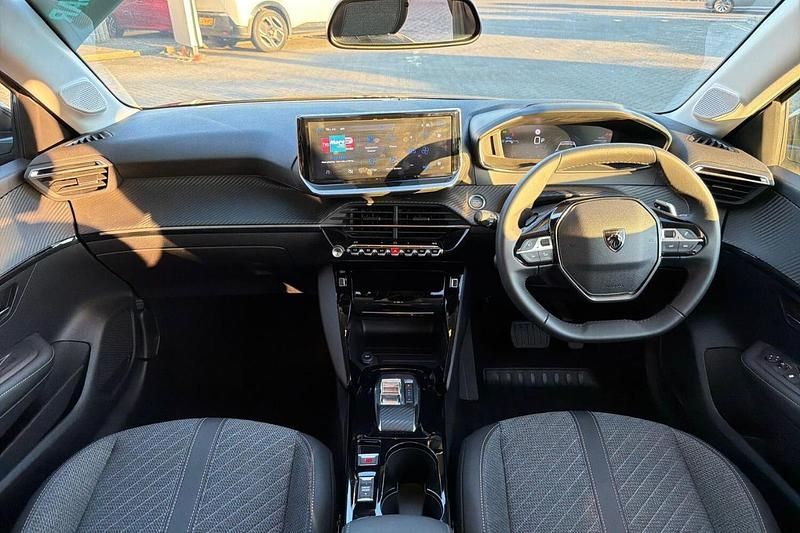 Used Peugeot 208 Allure 101 HP (74 kW) 2025 Black Hatchback