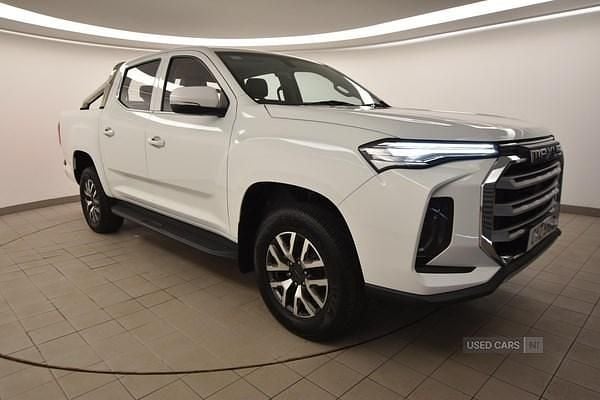White Used 2023 LDV Maxus Van | £12,995 - Image 1/4