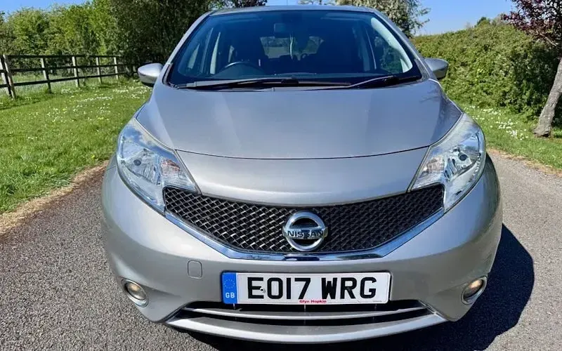 Used Nissan Note Acenta Premium 80 HP (58 kW) 2016 Silver Hatchback