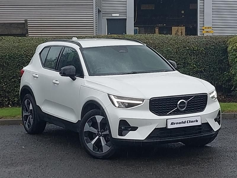 Used Volvo XC40 Plus 163 HP (119 kW) 2024 White SUV