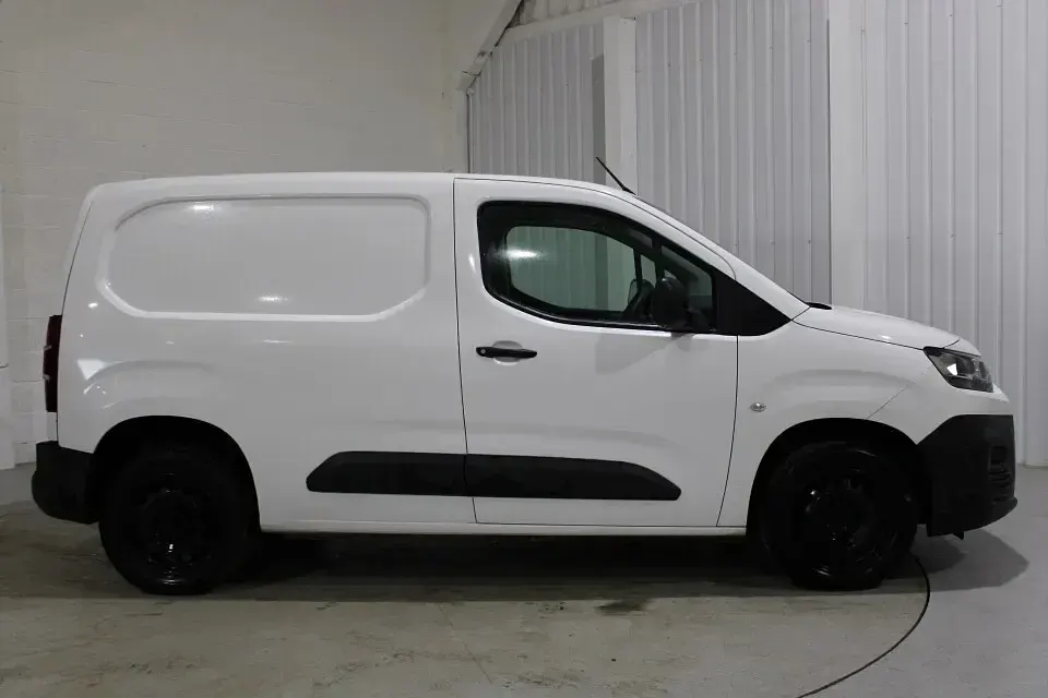Used Citroën e-Berlingo PureTech 2020 White