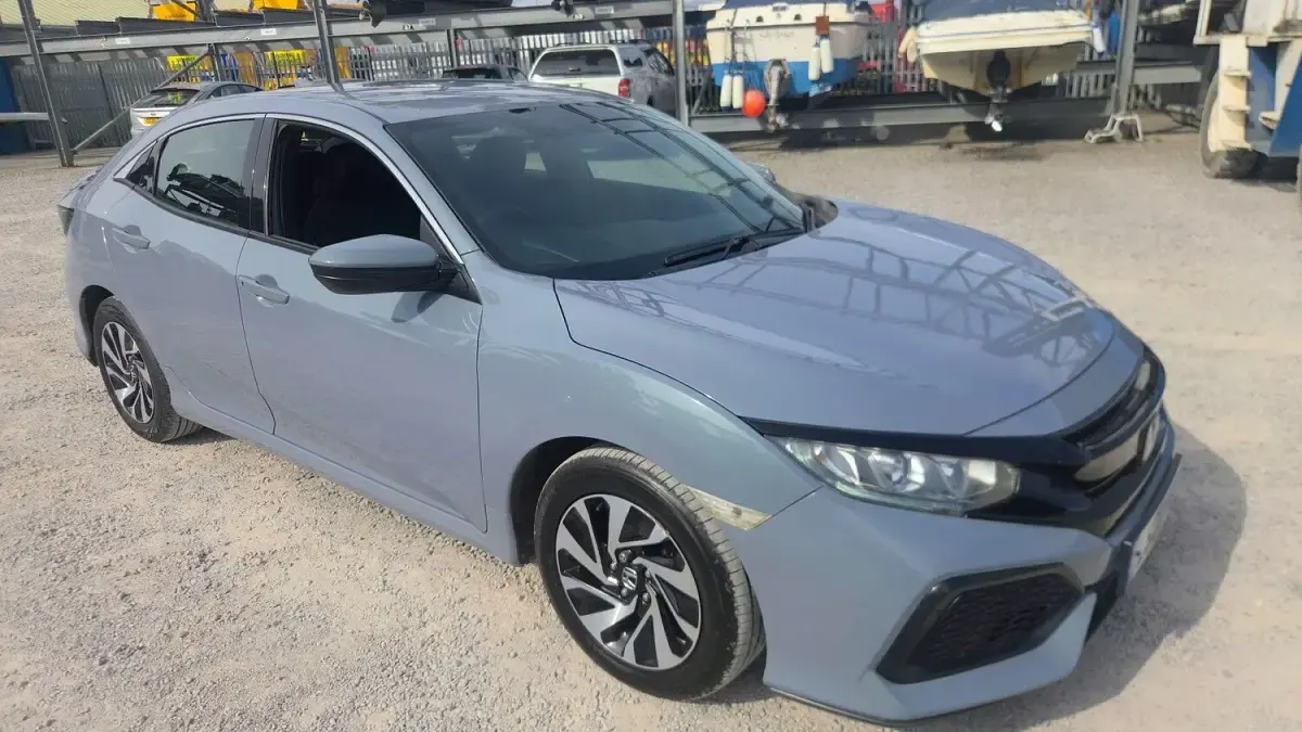 Used Honda Civic SE 126 HP (92 kW) 2020 Grey Hatchback