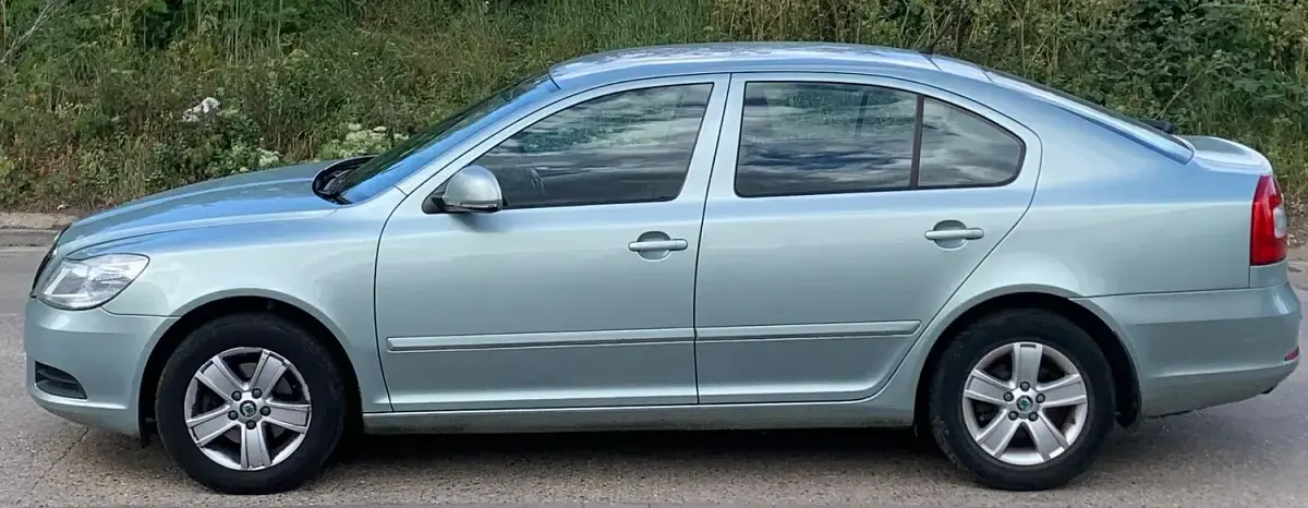 Used Skoda Octavia SE 122 HP (89 kW) 2011 Green Hatchback