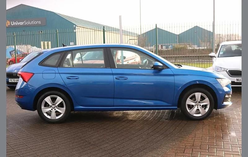 Used Skoda Scala SE 95 HP (69 kW) 2019 Blue Hatchback