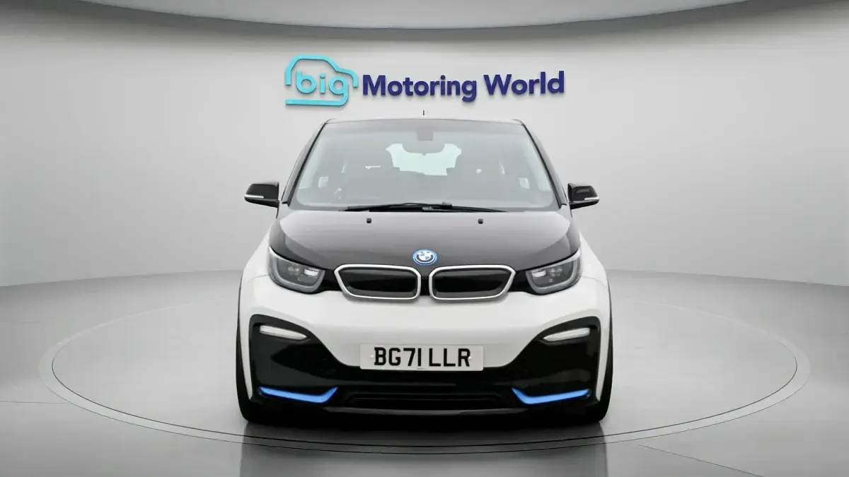 Used BMW i3 135 kW (184 HP) 2021 White Hatchback