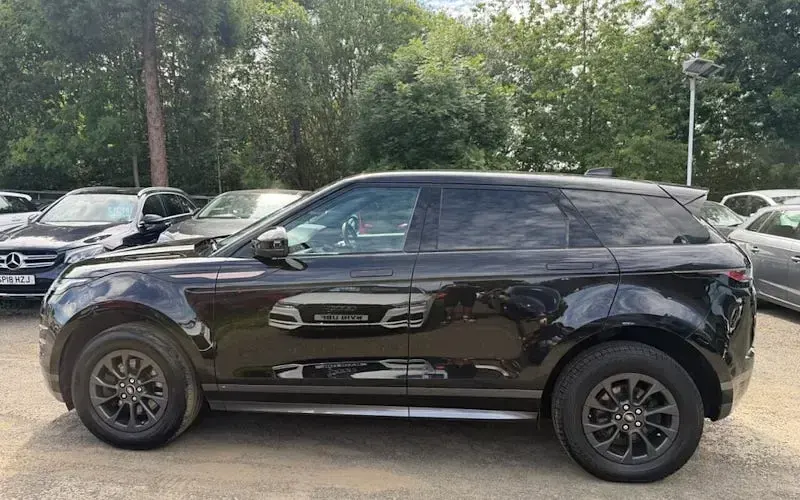 Used Land Rover Range Rover evoque R-Dynamic 182 HP (133 kW) 2020 SUV