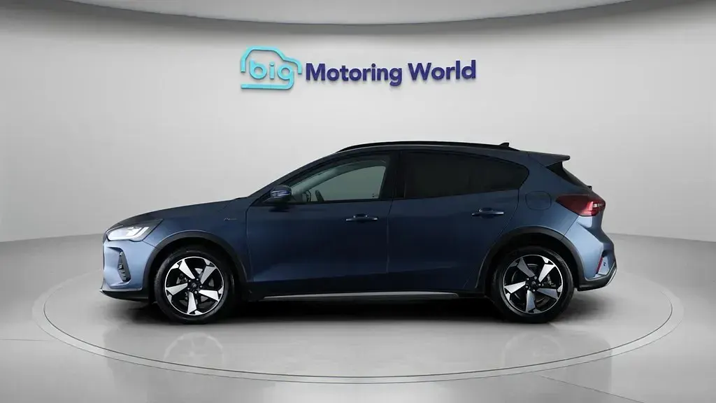 Usado Ford Focus Active 125 CV (91 kW) 2023 Azul Utilitario