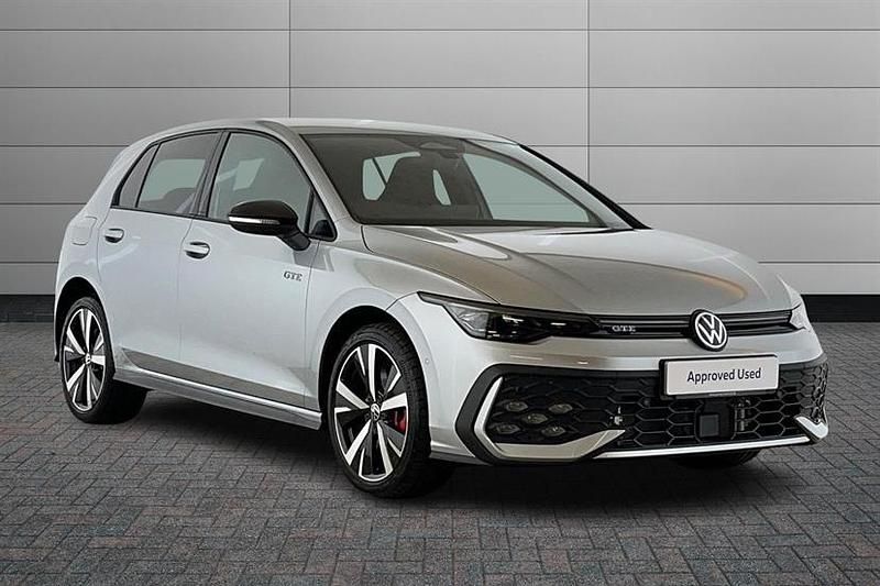 New VW Golf VIII GTE 272 HP (200 kW) 2026 Silver Hatchback