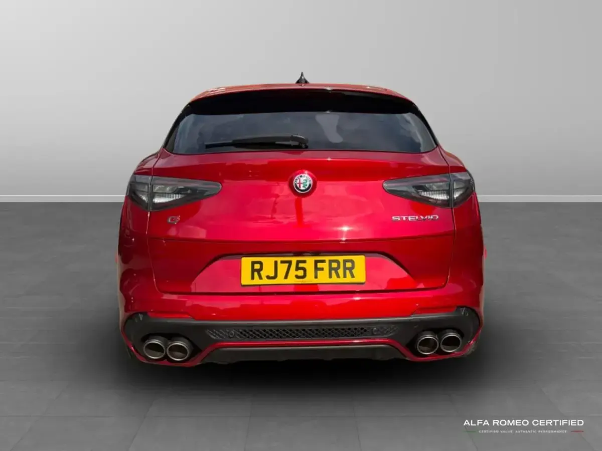 Used Alfa Romeo Stelvio Quadrifoglio 511 HP (375 kW) 2025 Red SUV