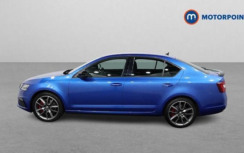 Used Skoda Octavia vRS 245 HP (180 kW) 2018 Hatchback