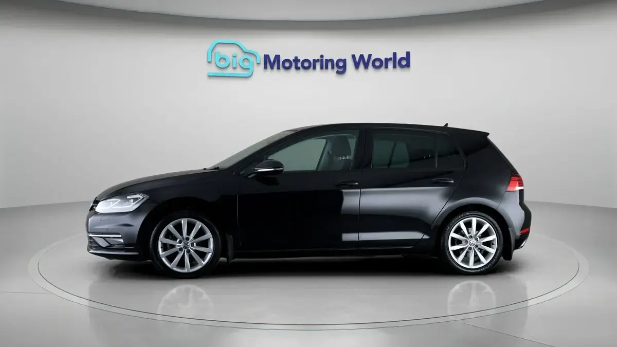 Used VW Golf VIII GT 148 HP (108 kW) 2020