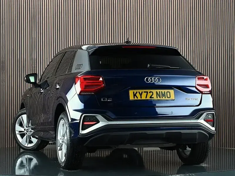Used Audi Q2 S-Line 150 HP (110 kW) 2022 Blue SUV