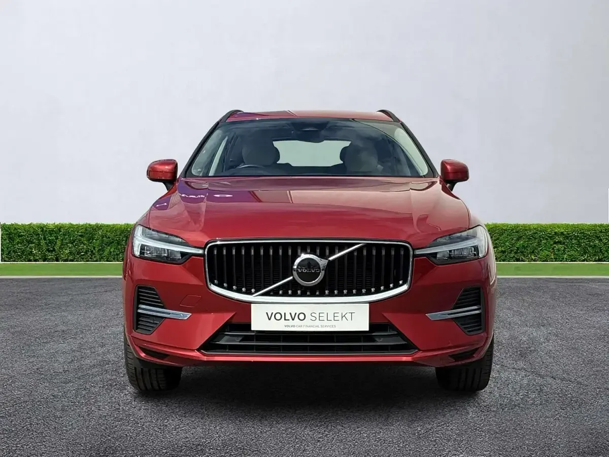 Used Volvo XC60 Core 2022 Red SUV