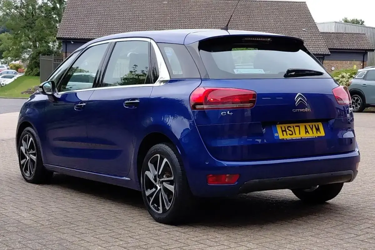 Used Citroën C4 Picasso Feel 128 HP (94 kW) 2017 Blue MPV