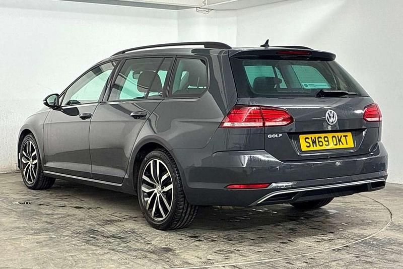 Used VW Golf VII Match 147 HP (108 kW) 2019 Grey Estate