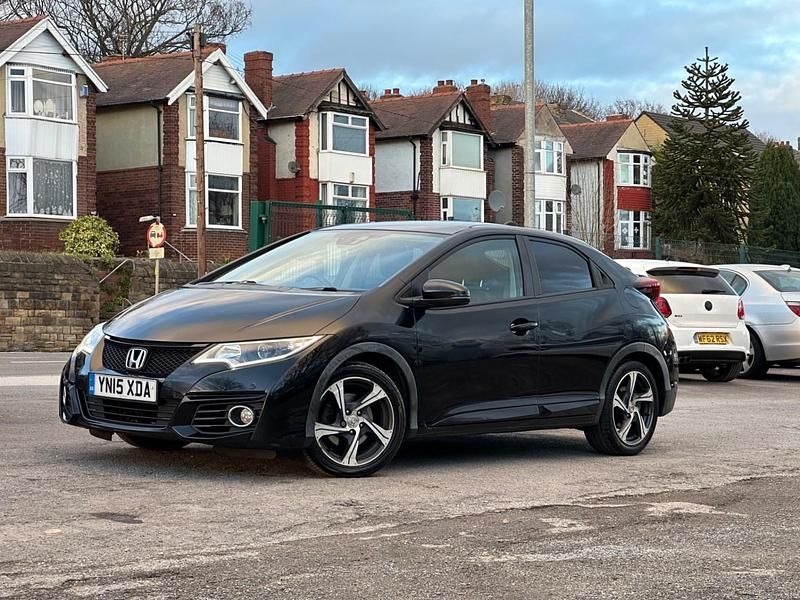 Black Used 2015 Honda Civic SR Hatchback | £4,495 (Fair price) - Image 1/4