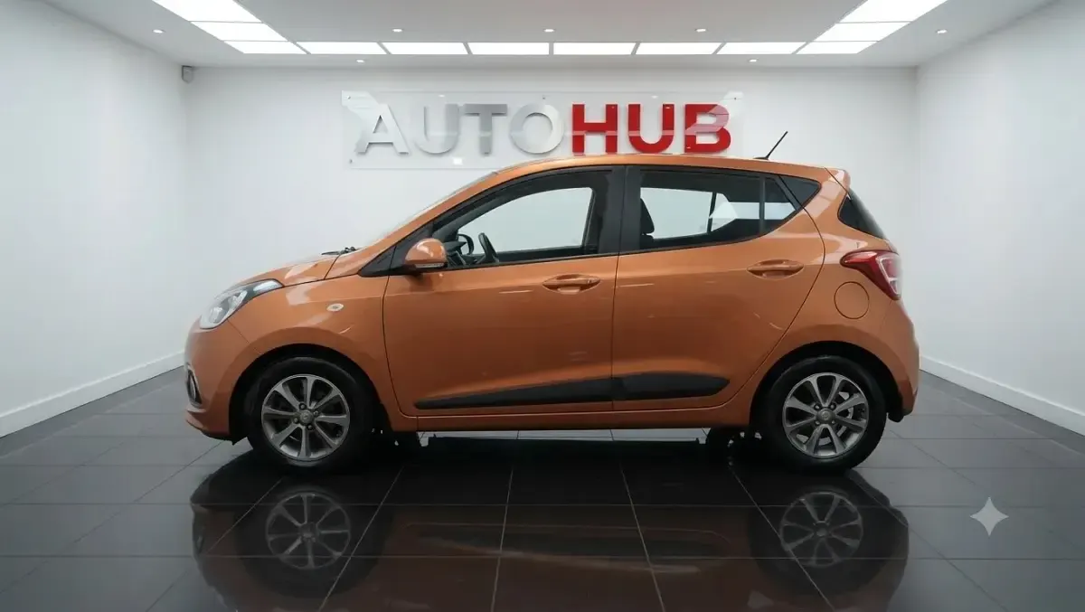 Used Hyundai i10 Premium 87 HP (63 kW) 2014 Orange Hatchback