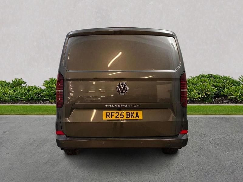 Begagnad VW Transporter Pro 2025 Grå Van