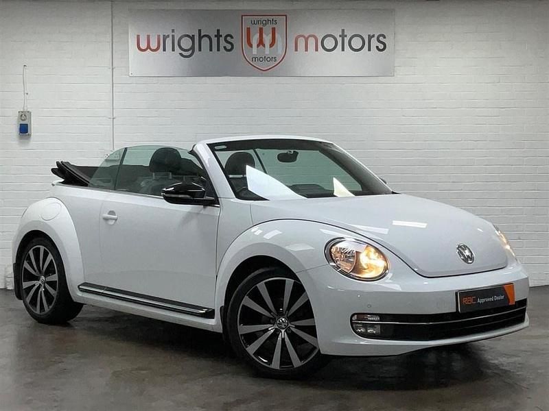 Used VW Beetle Sport 140 HP (102 kW) 2014 White Hatchback