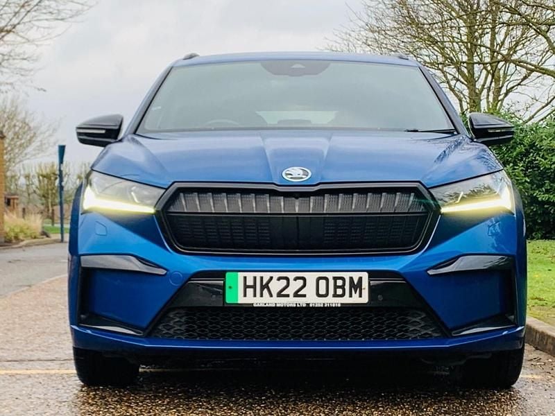 Used Skoda Enyaq iV SportLine 150 kW (204 HP) 2022 Blue SUV