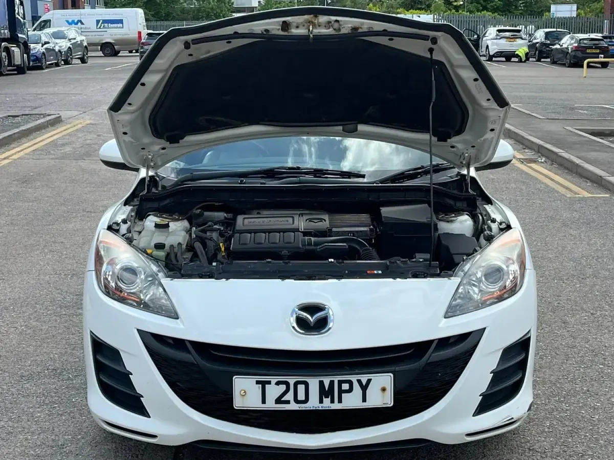 Usado Mazda 3 2011 Branco Citadino