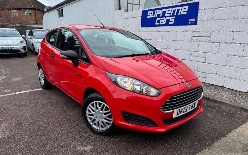 Used Ford Fiesta Studio 60 HP (44 kW) 2016 Hatchback