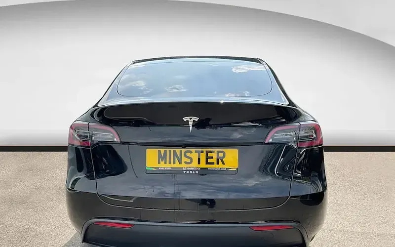 Usado Tesla Model Y RWD 219 kW (299 HP) 2023 Preto SUV