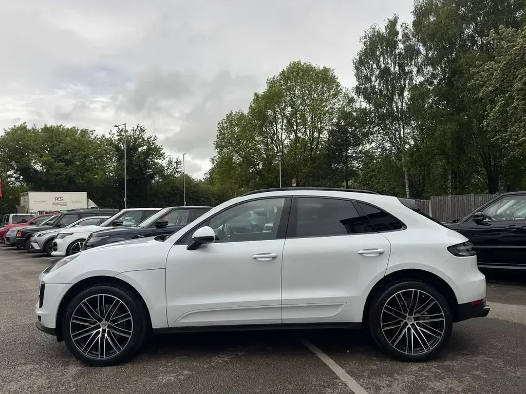 Used Porsche Macan 245 HP (180 kW) 2019 White SUV