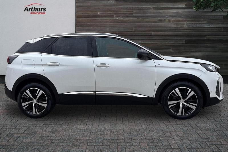 Used Peugeot 3008 GT 129 HP (94 kW) 2022 White SUV