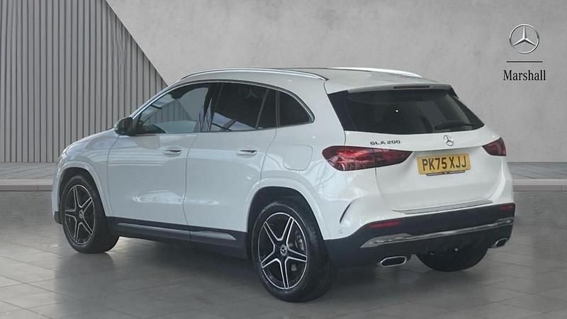 Novo Mercedes GLA200 Executive 163 HP (119 kW) 2025 Branco SUV
