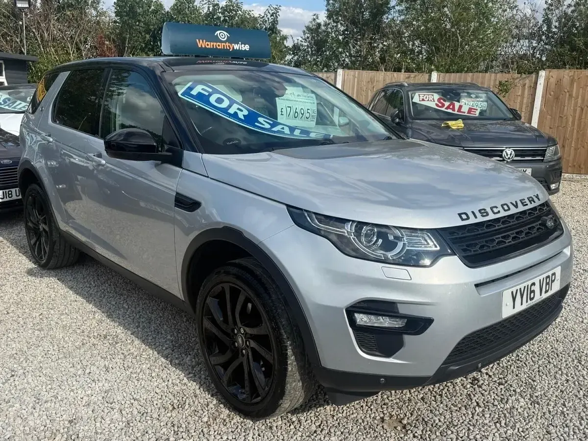 Used Land Rover Discovery Sport HSE 180 HP (132 kW) 2016 Silver SUV