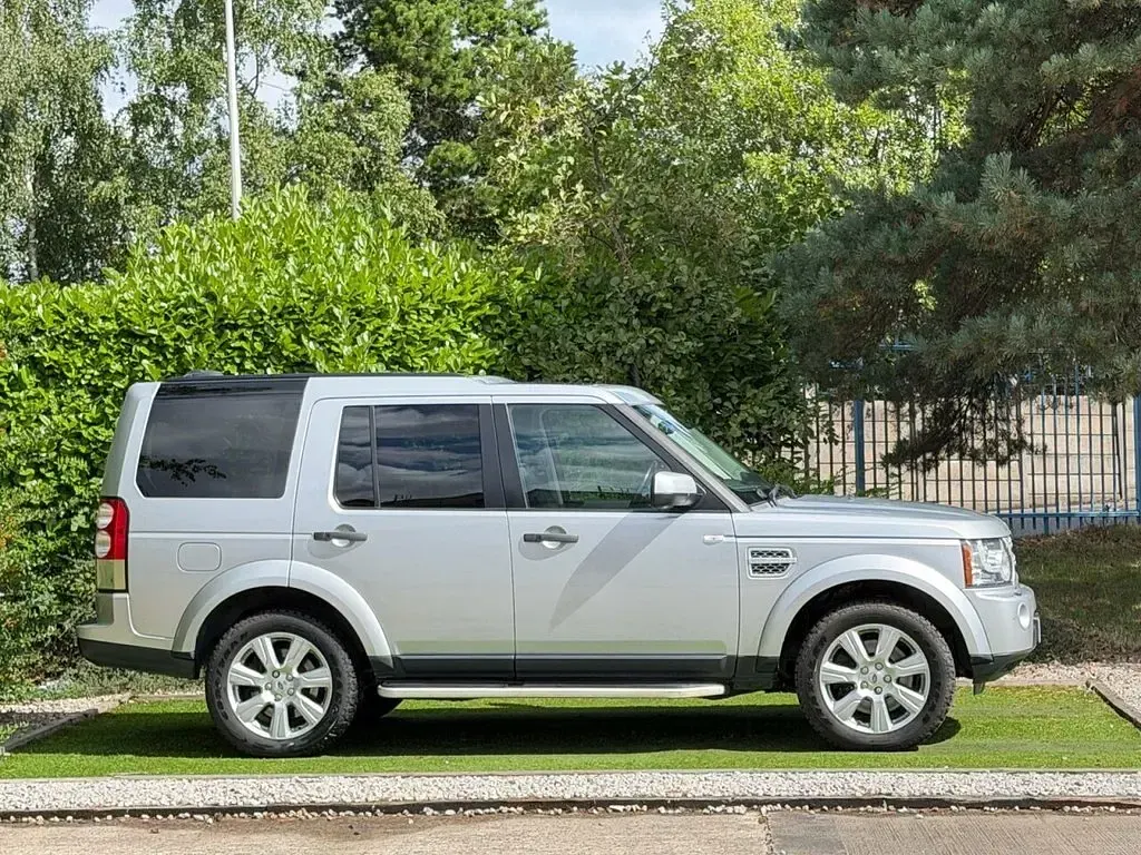 Used Land Rover Discovery 4 HSE 255 HP (187 kW) 2013 Silver SUV