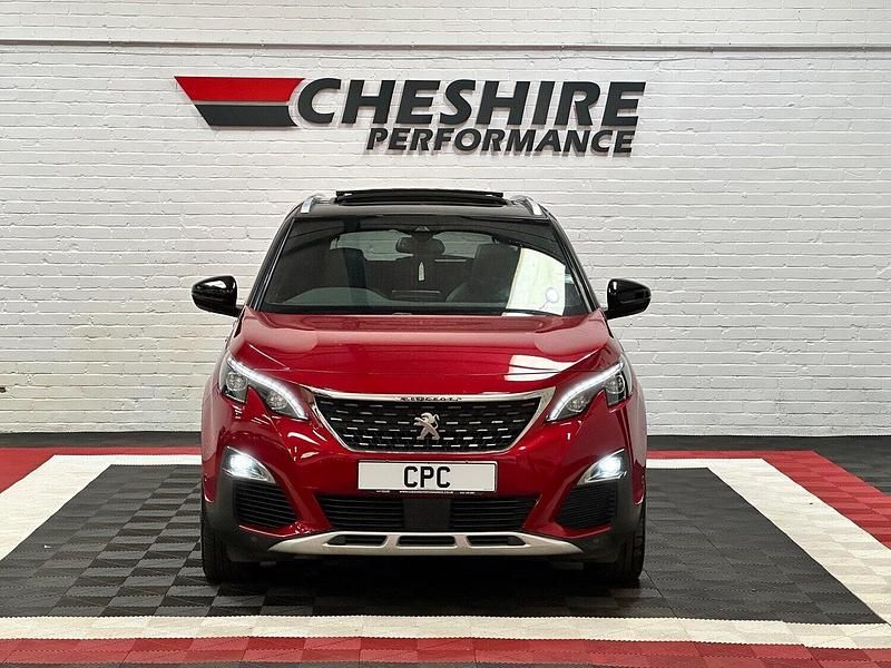 Used Peugeot 3008 Premium 130 HP (95 kW) 2019 Red Hatchback