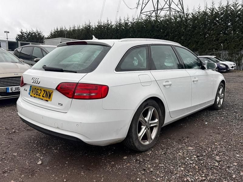 Used Audi A4 143 HP (105 kW) 2012 White Estate