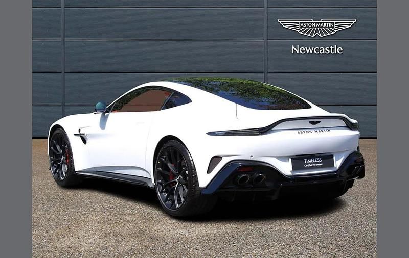 Used Aston Martin V8 Vantage 656 HP (482 kW) 2024 White Coupe