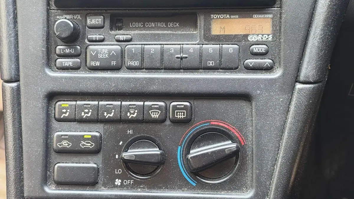 Usado Toyota Celica 116 CV (85 kW) 1996 Azul Utilitario