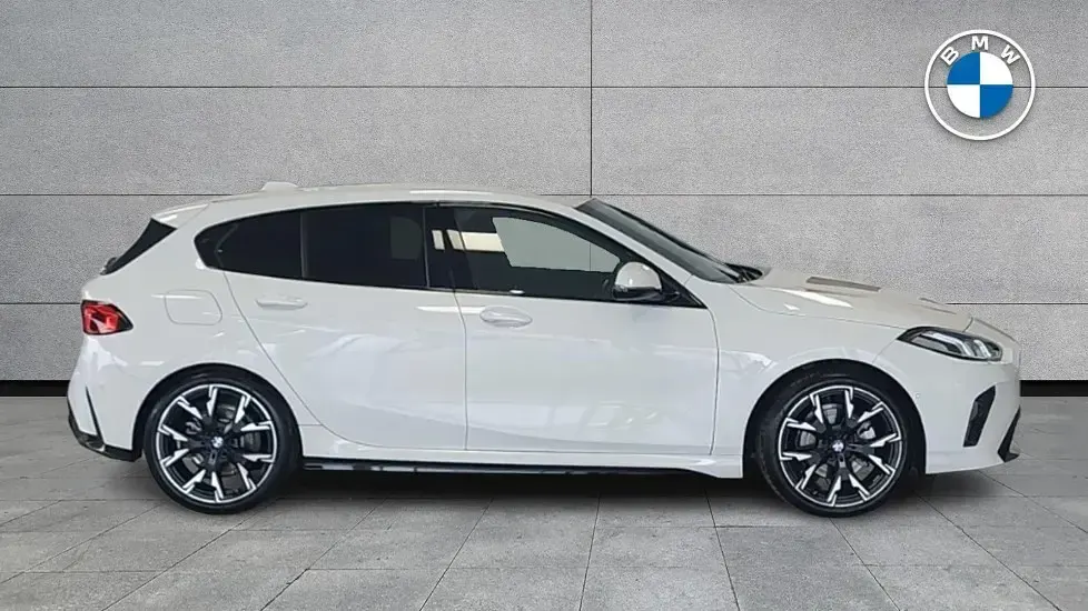 Used BMW 120 M Sport 168 HP (123 kW) 2026 White Hatchback