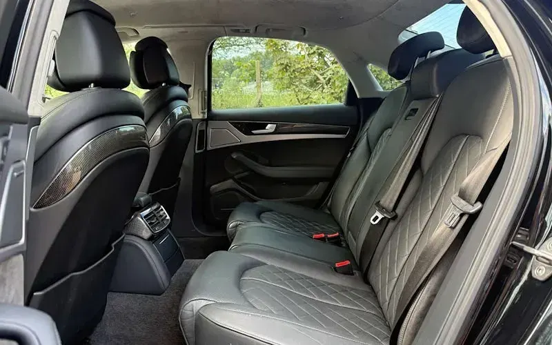 Used Audi S8 Basis 571 HP (419 kW) 2016 Black Sedan