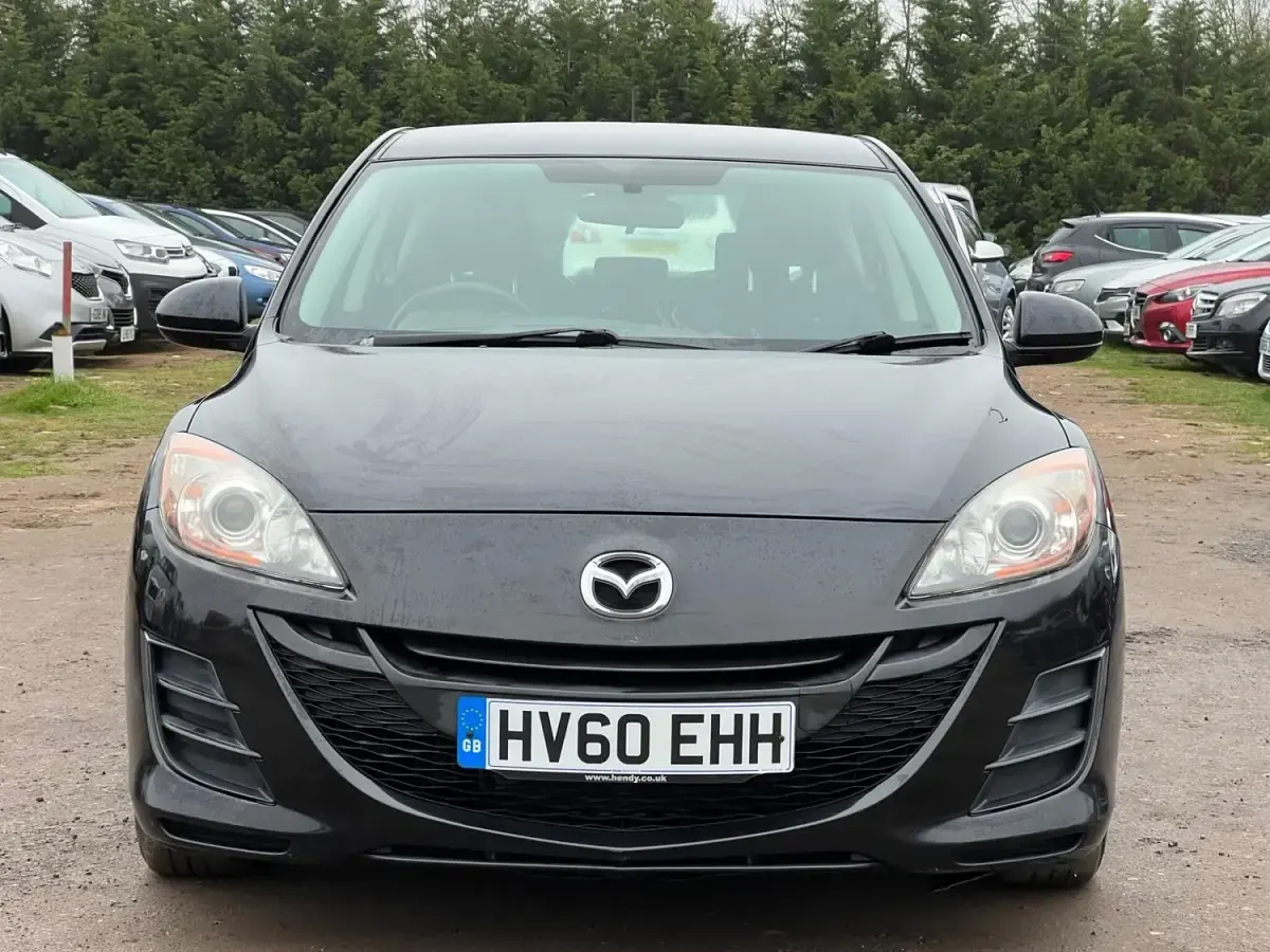 Używany Mazda 3 2010 Czarny Hatchback