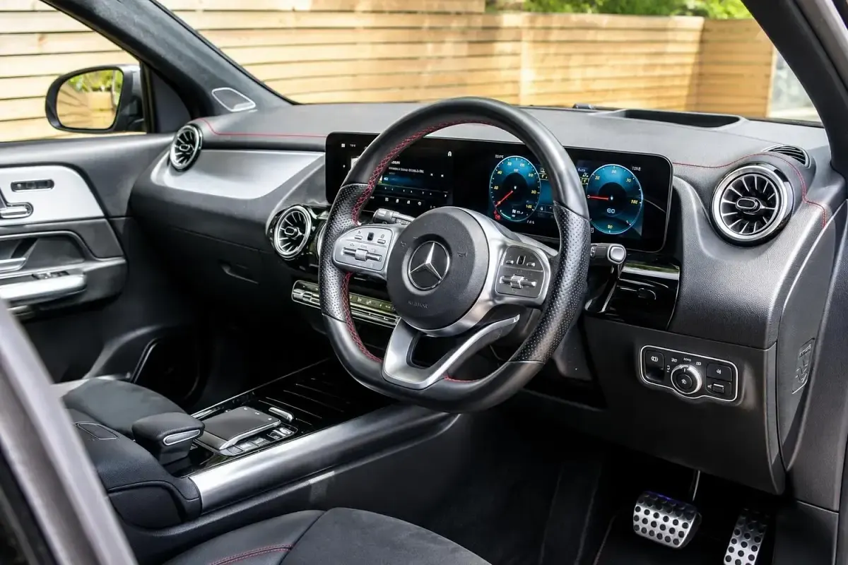 Used Mercedes EQA250 AMG line 139 kW (190 HP) 2021 Black SUV