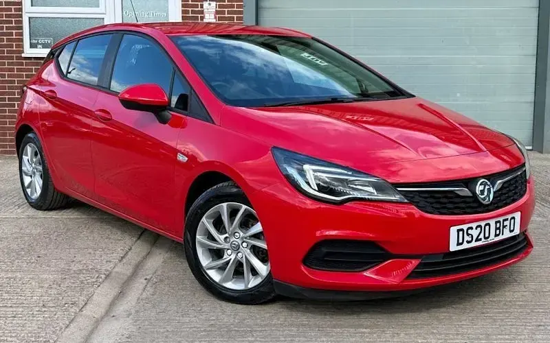Used Vauxhall Astra Business Edition 131 HP (96 kW) 2020 Hatchback