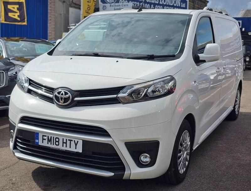 Used Toyota Proace Comfort 2018 White MPV