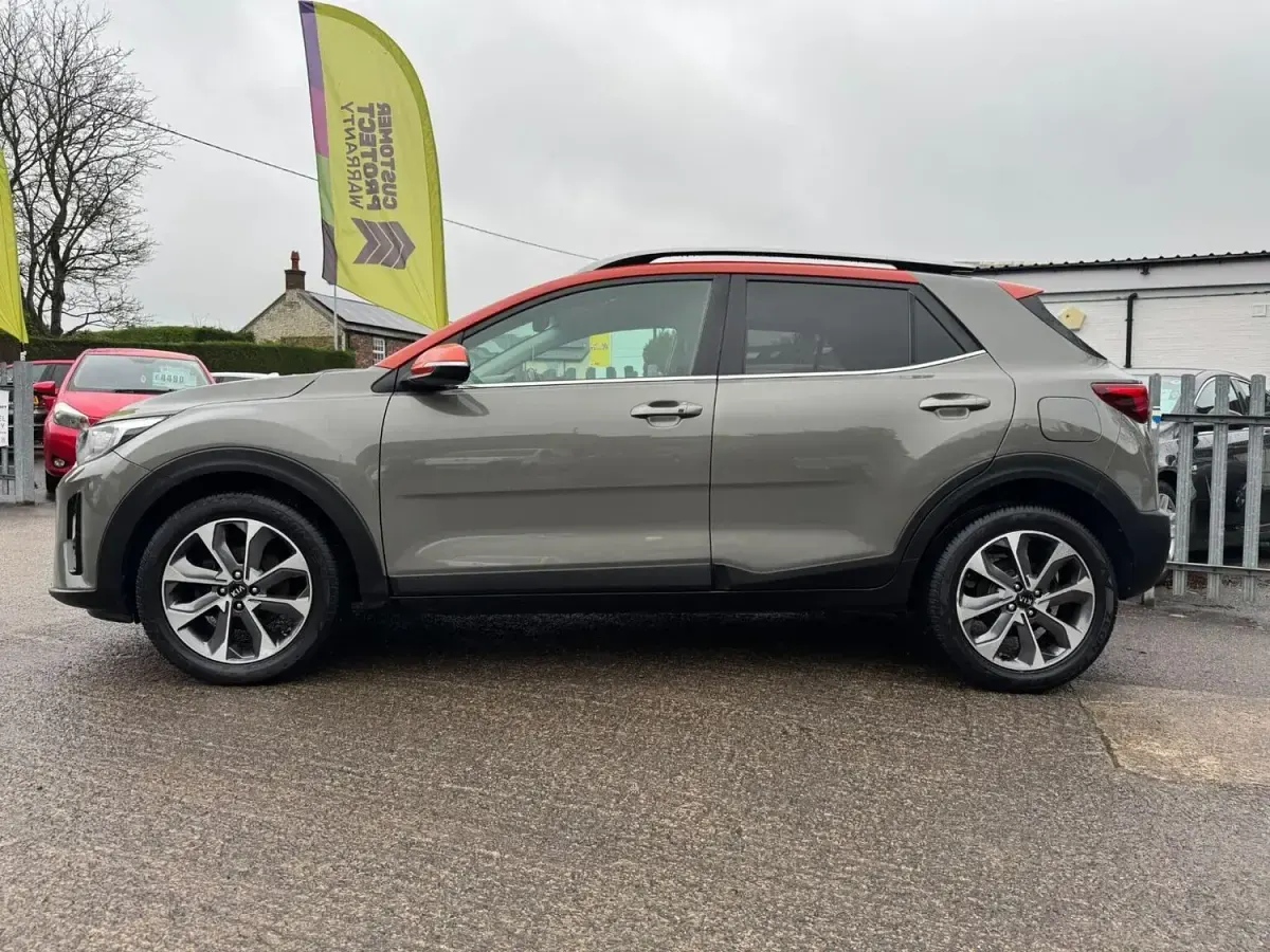 Gebraucht Kia Stonic 118 PS (86 kW) 2018 Grau SUV