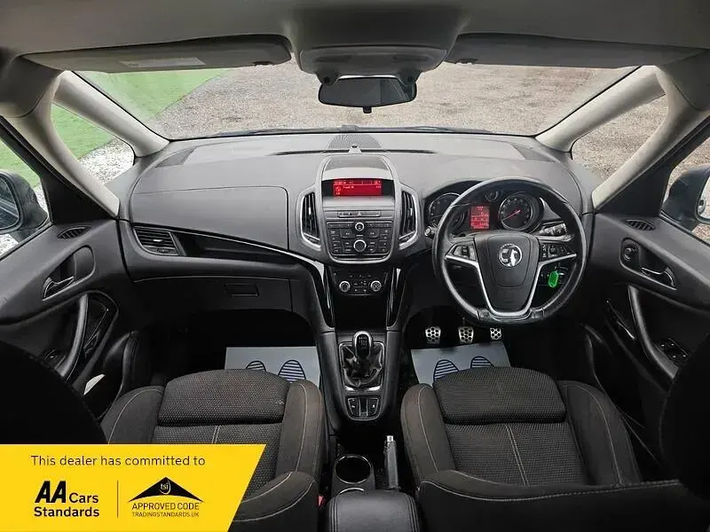 Used Vauxhall Zafira SRi 2015 Green MPV