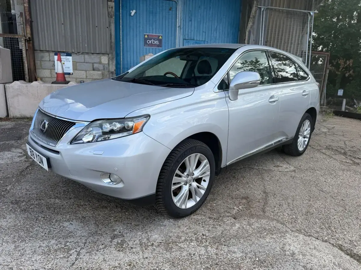 Used Lexus RX450h 294 HP (216 kW) 2010 Silver SUV
