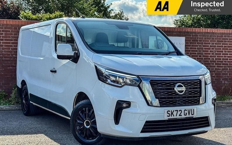 White Used 2022 Nissan Primastar Acenta MPV | £13,999 (Fair price) - Image 1/3