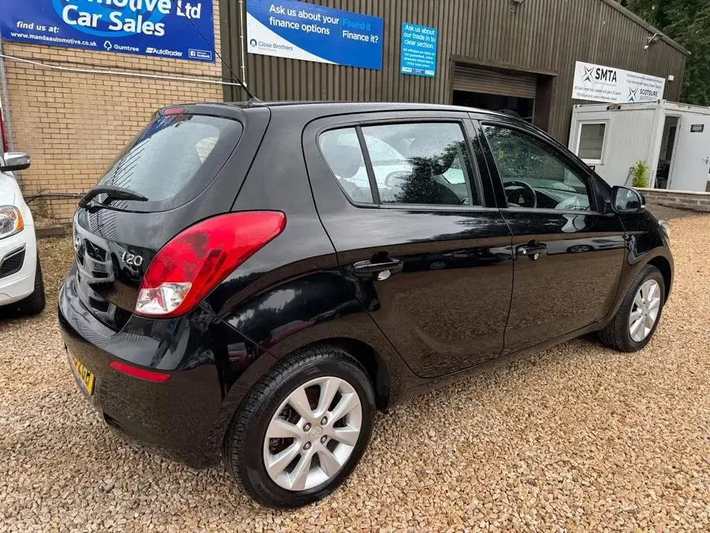 Used Hyundai i20 Active 2013 Black Hatchback