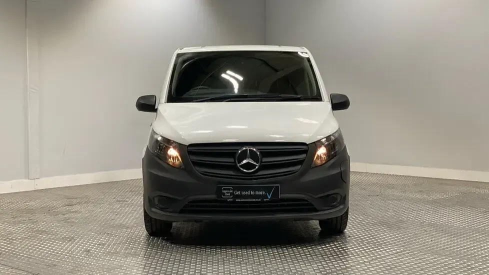 Used Mercedes e-Vito Progressive 66 kW (90 HP) 2024 White Van