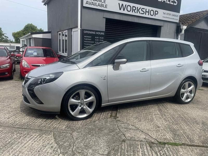 Silver Used 2015 Vauxhall Zafira Tourer Elite MPV | £4,695 (Fair price) - Image 1/4