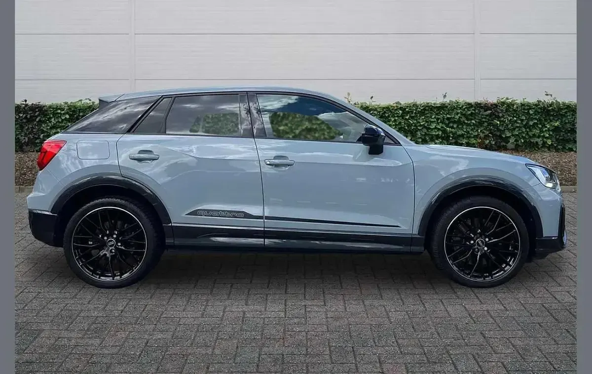 Used Audi SQ2 Black Edition 300 HP (220 kW) 2024 Grey SUV